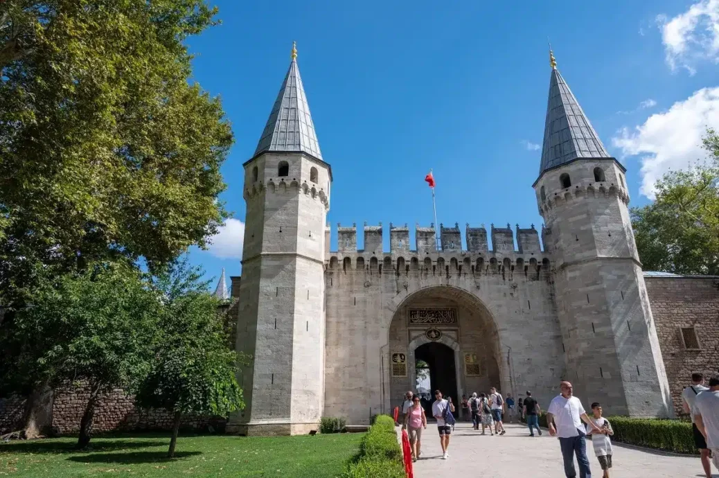 haroon-ameer-ZXYP_aQv7xc-unsplash LE PALAIS DE TOPKAPI